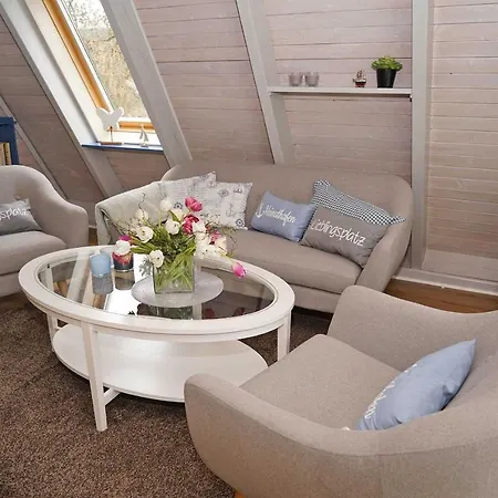 Zeltdachhaus _ Renovierung 2019 _ Semesterbostad Damp